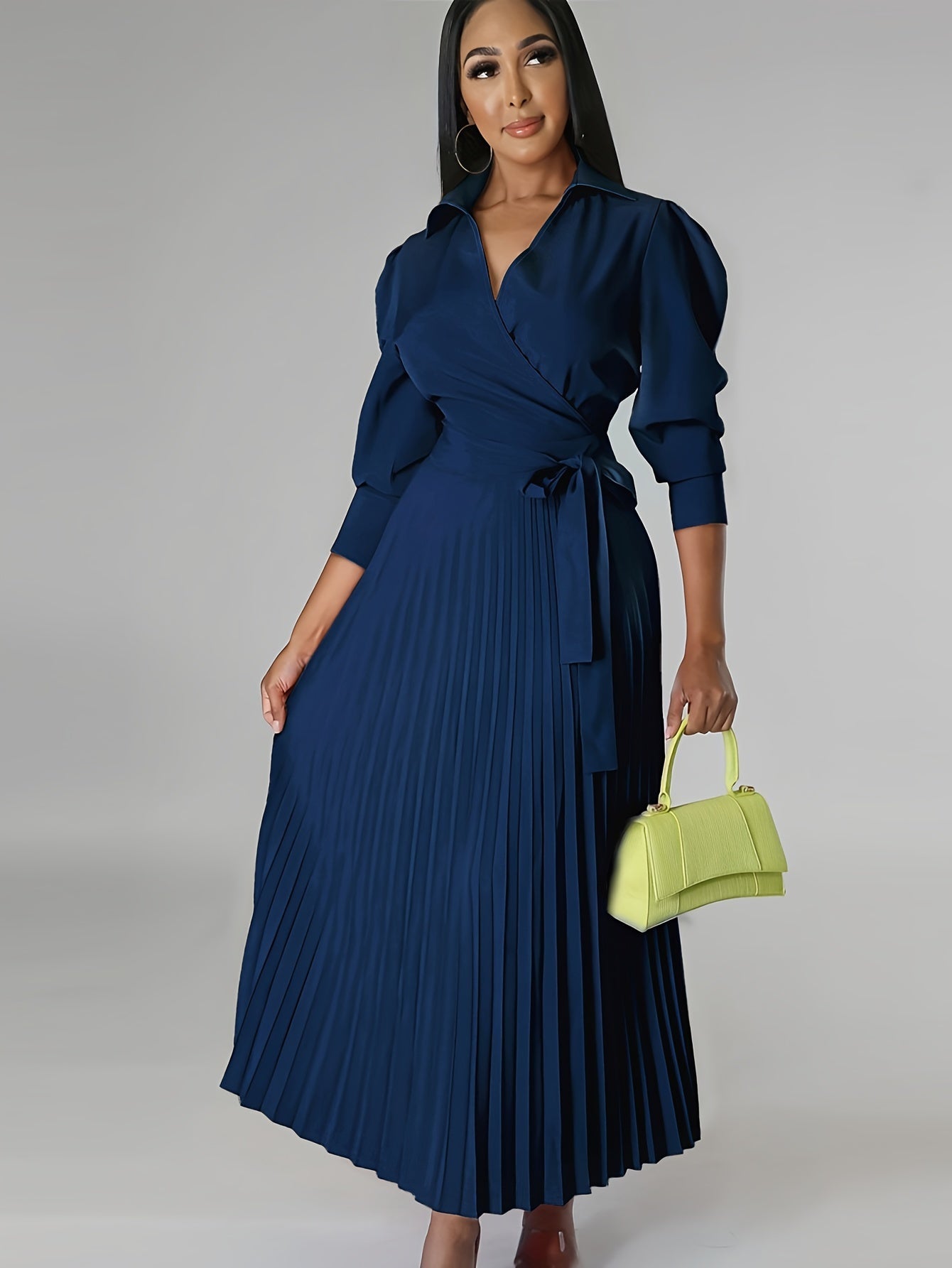 Ginna - Vestido plisado liso con cuello en V