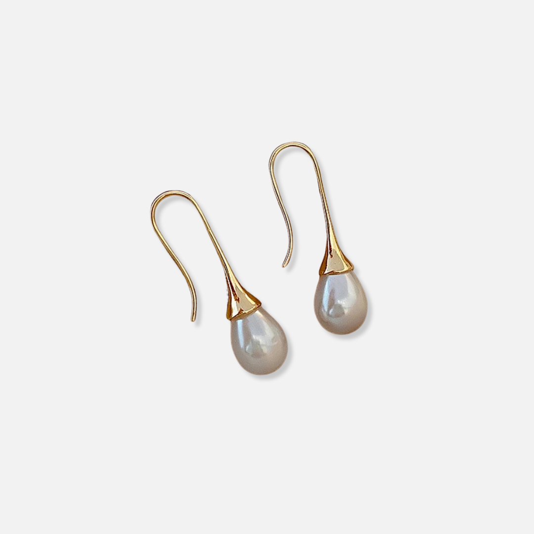 Aretes clásicos de perlas Helena