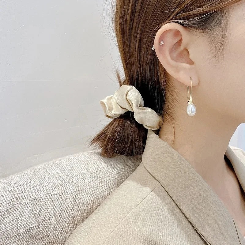 Aretes clásicos de perlas Helena