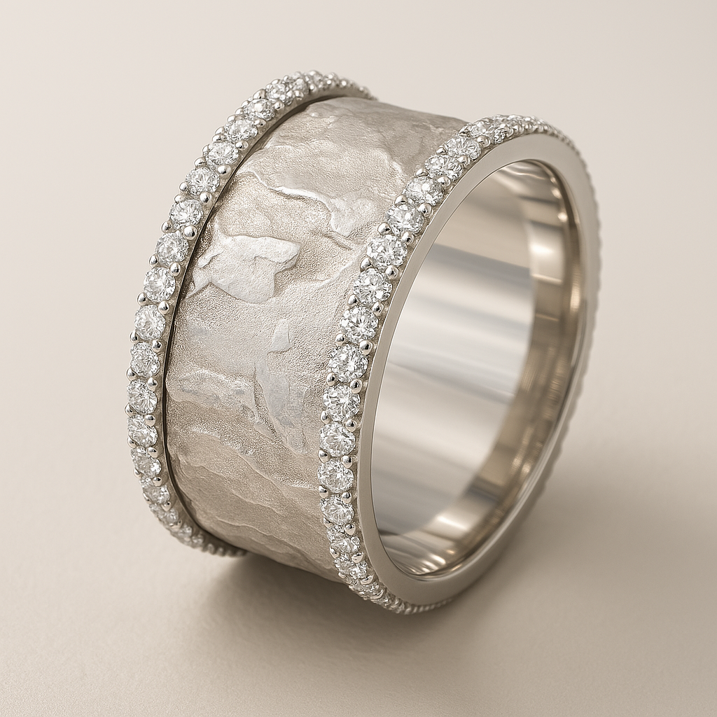 Anillo de zirconia plateada vintage