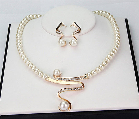 Luciya™ - Collar de Perlas con Reversa Elegante