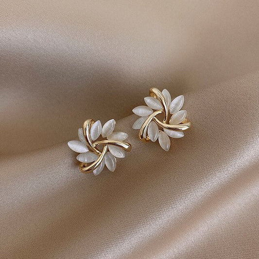 Pendientes de lujo Sonja de opalo blanco