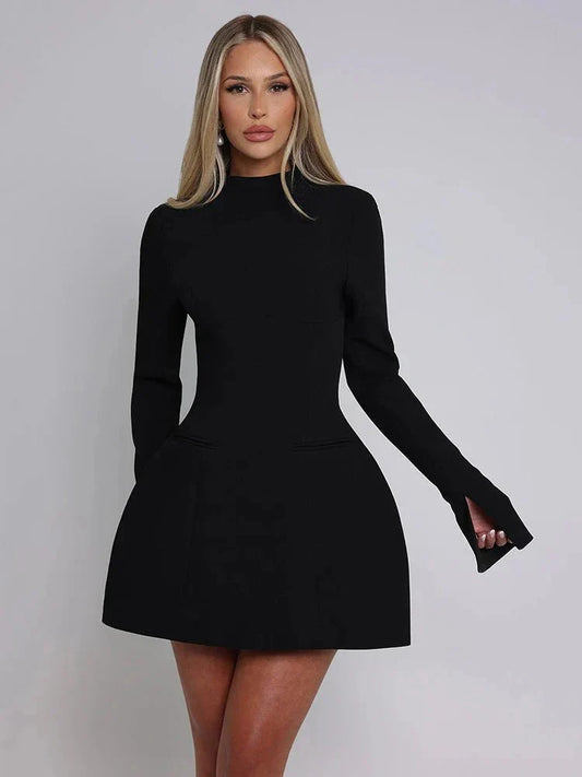 Elegante mini vestido sin espalda - Isabela