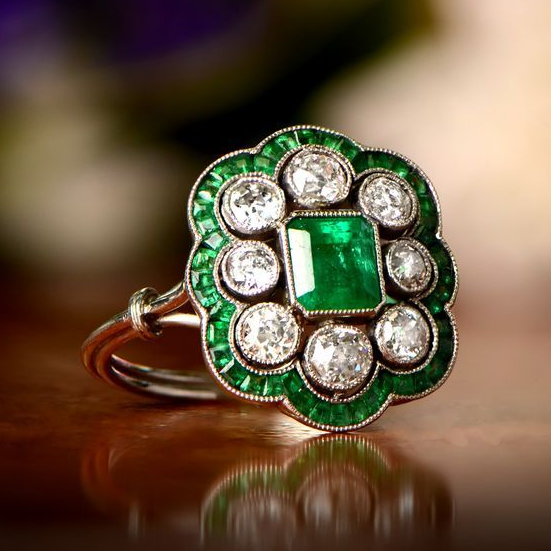 Anillo vintage de esmeralda