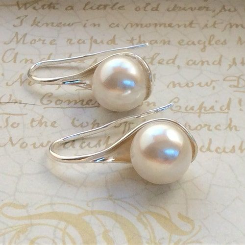 Pendientes Elegantes de Perlas en Plata