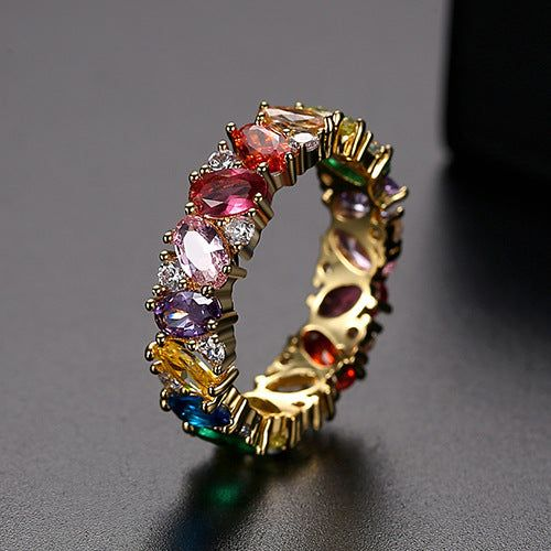 Anillo vintage colorido de circonia